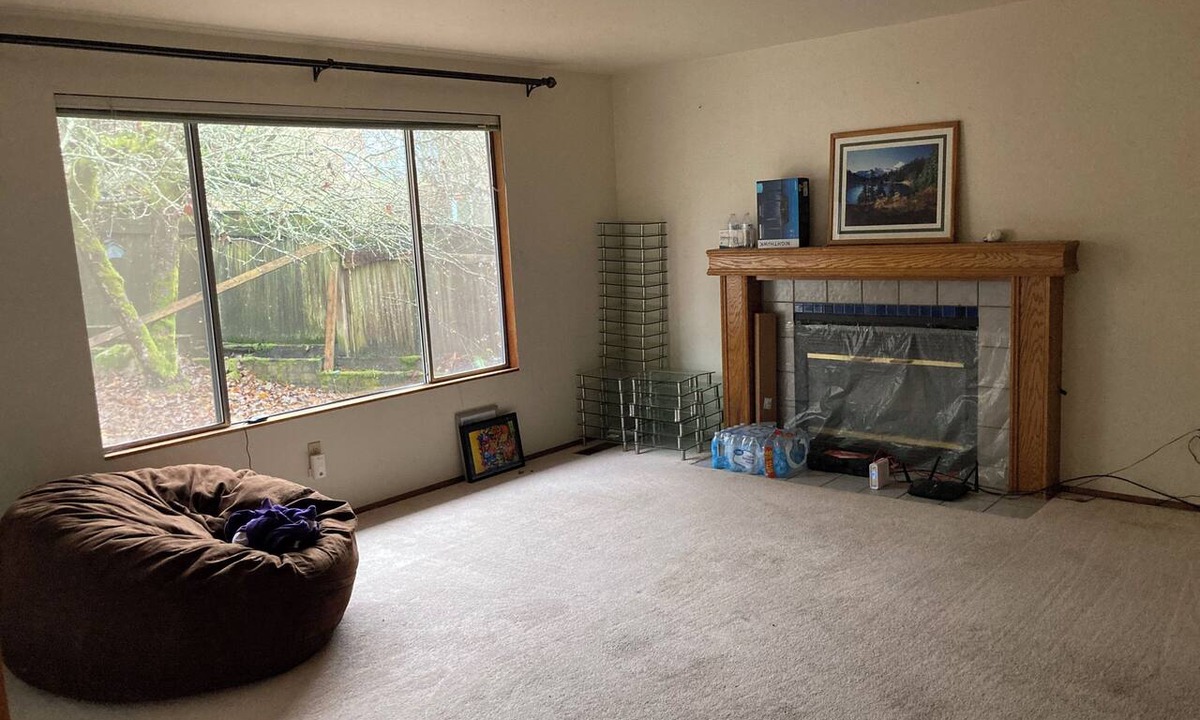 Lake Hills House | Charming 4-bedroom house with AC in the beautiful city of Bellevue, Washington