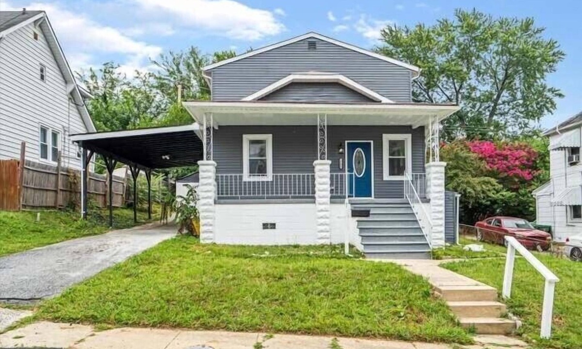Rossville House | Charming home in Charm City close to harbor and hospitals
