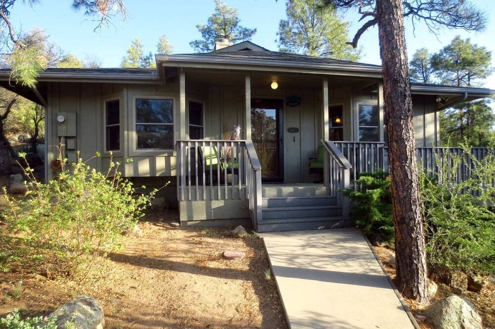 Prescott Cottage | Charming Prescott Vacation Rental for Weekend Getaways