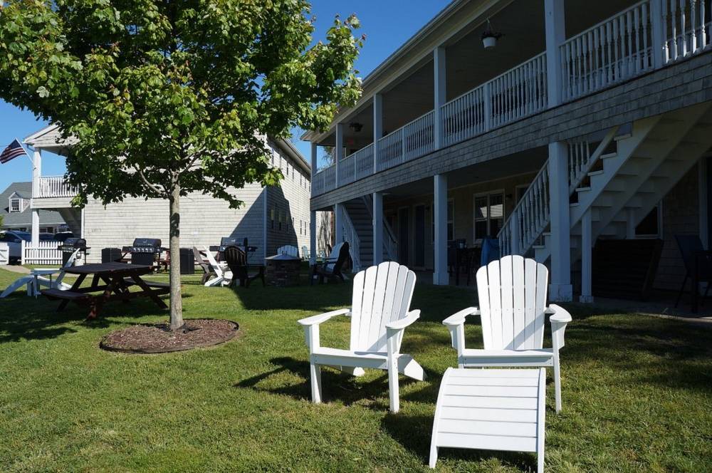 Block Island Apartment | Charming Studio in Island Manor Resort