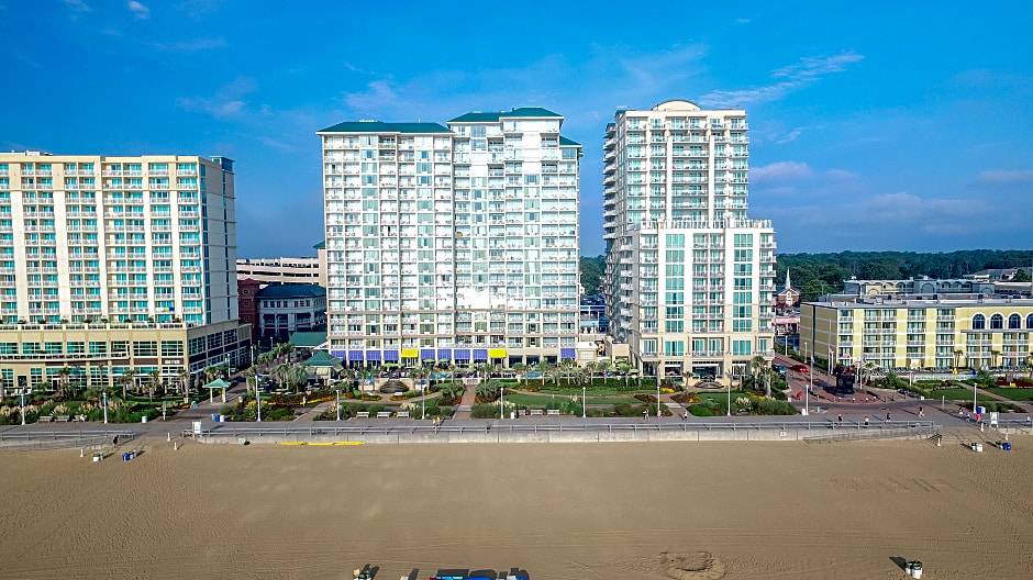Northeast Virginia Beach Apartment | City View One Bedroom Suite