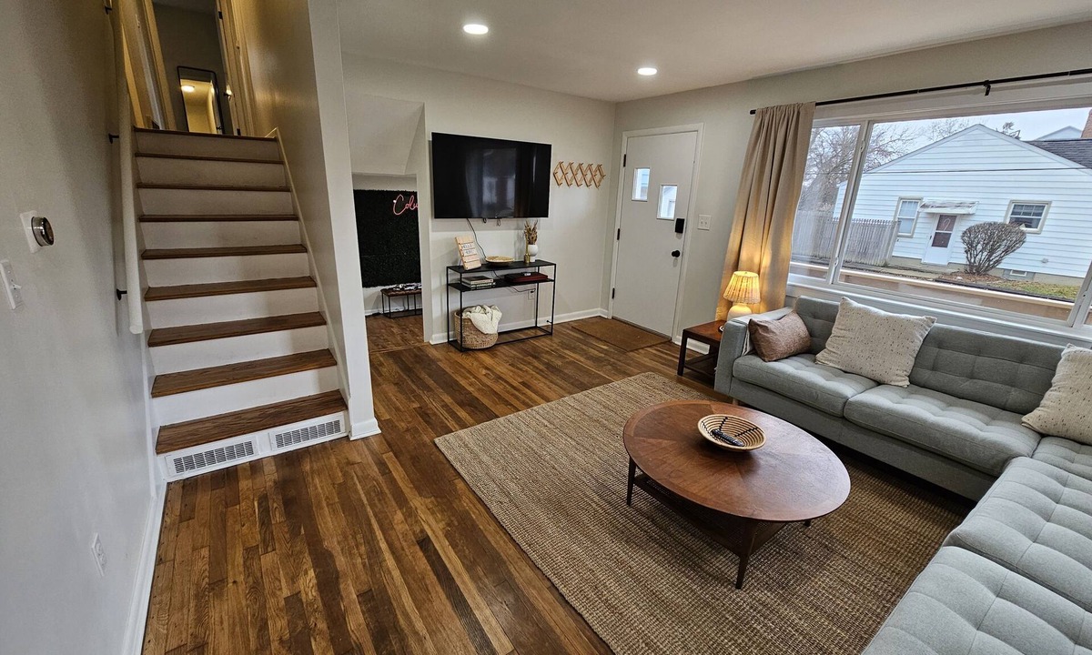 Sharon Heights House | Clintonville Charmer - Sauna I Hot Tub I Arcades I Fenced Yard I Fire Pit