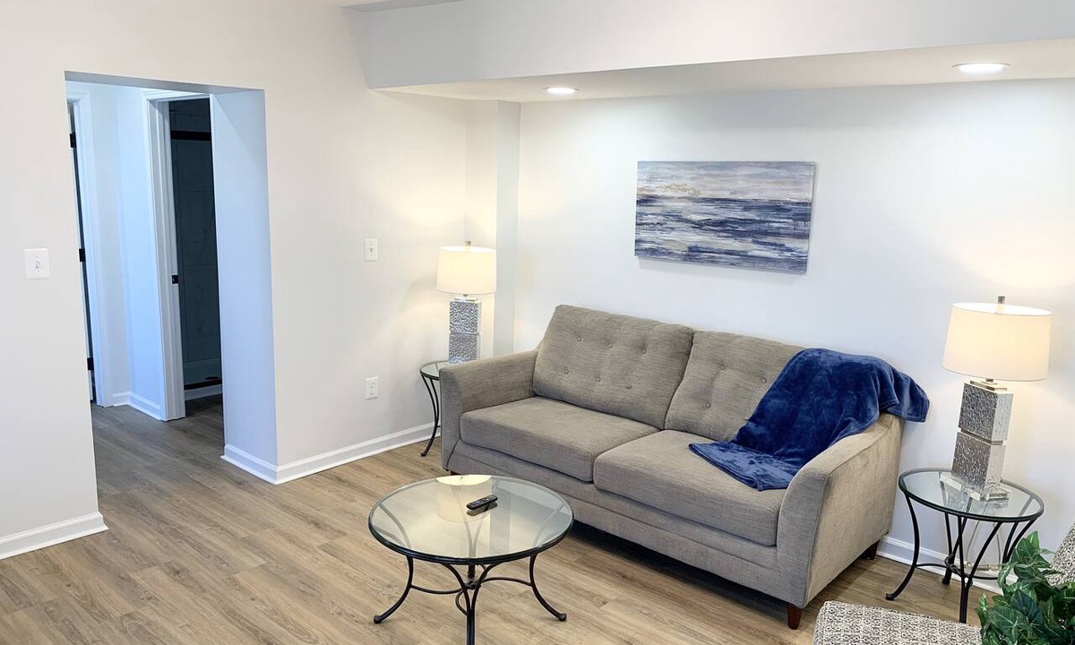 South Baltimore Apartment | Comfy Cozy 2BD/1.5BA apt in Federal Hill