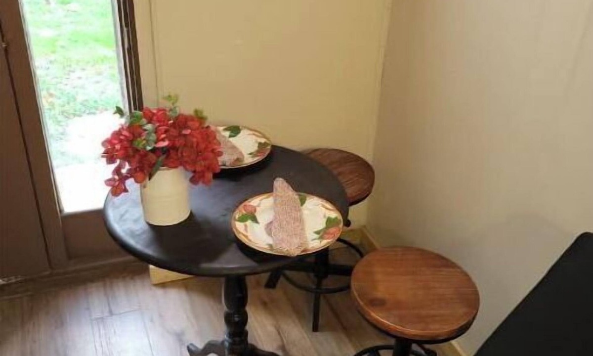 Ballenger Creek House | Cool Smokehouse on historic Manor House grounds!