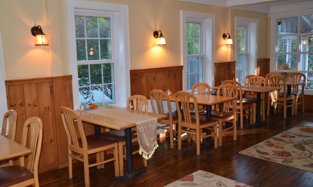 Cornwall Bridge House | Cornwall Inn and Lodge