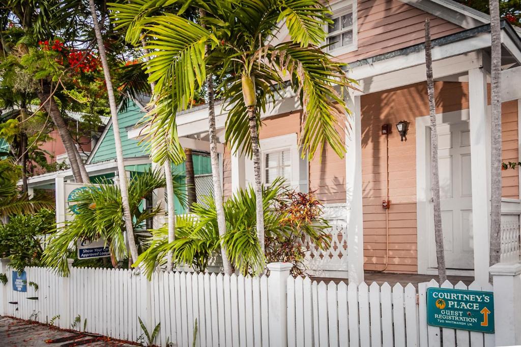 Key West Historic District House | Courtney's Place Historic Cottages & Inns