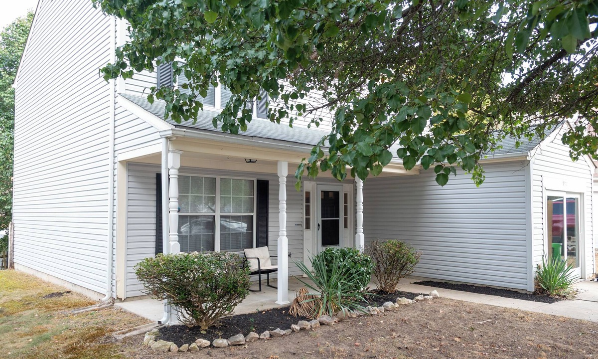 Waldorf House | Cozy 3-bedroom house with Character in Waldorf