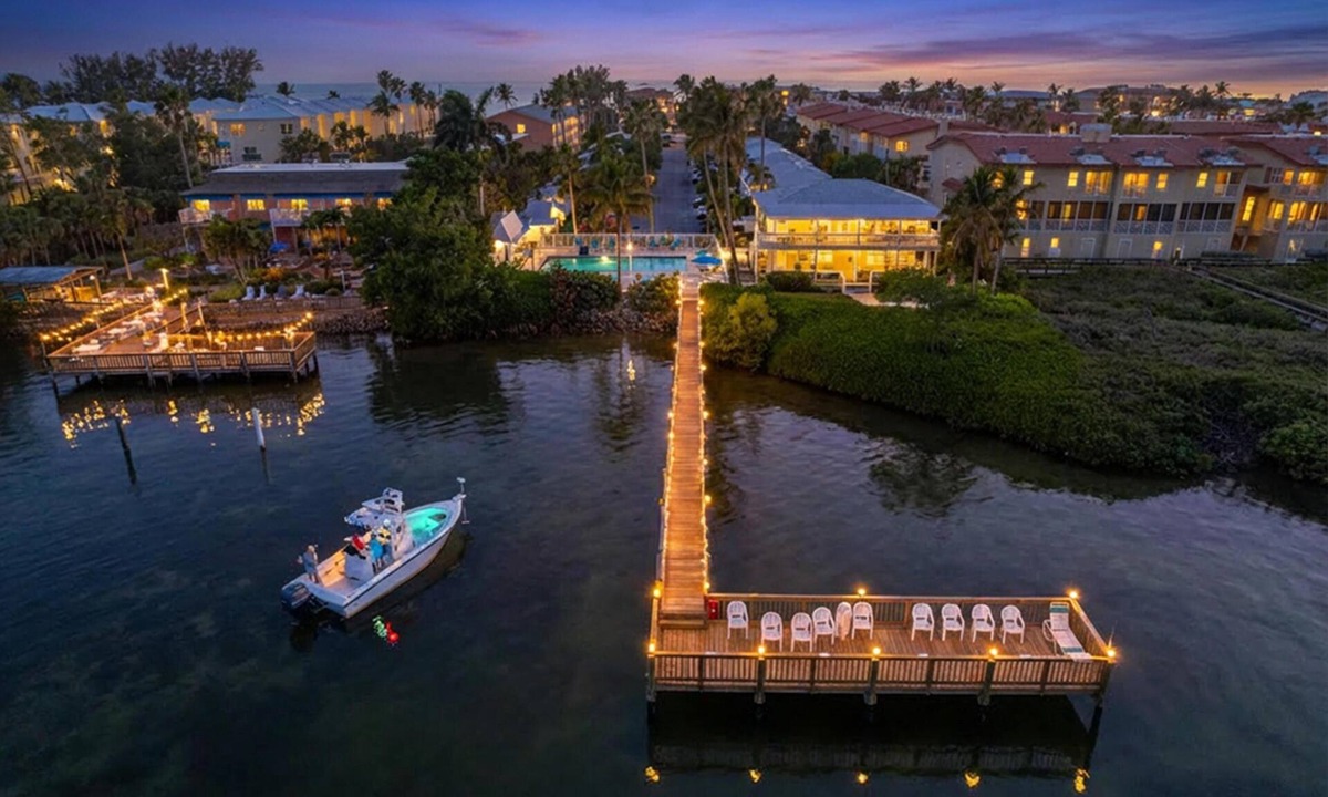Bradenton Beach Cottage | Cozy Cottage Retreat at Tradewind Resort #32 in Bradenton Beach