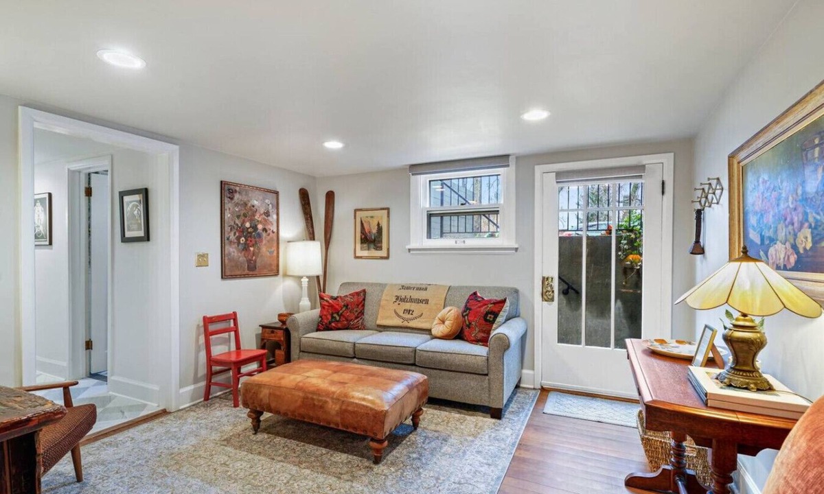 Joaquin House | Cozy Downtown Provo Cottage w/King Bed