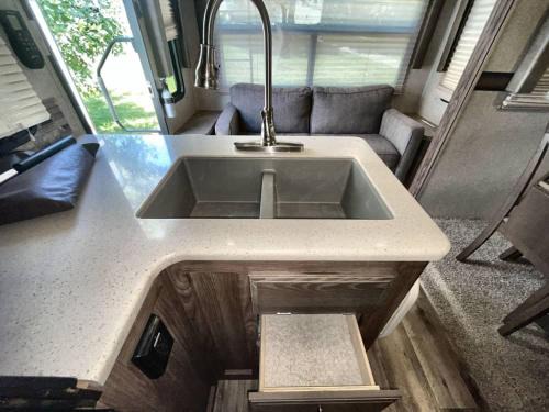 Catharpin House | Cozy Room In Tiny Home