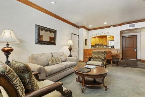 Zermatt Apartment | Cozy Zermatt Swiss King Villa with Kitchen Near Deer Valley & Park City Ski Resorts - 2022