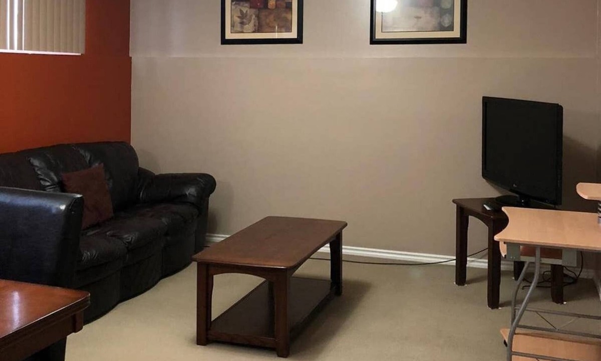 Fort McMurray House | DAGWOOD: 1 Bedroom Space T3