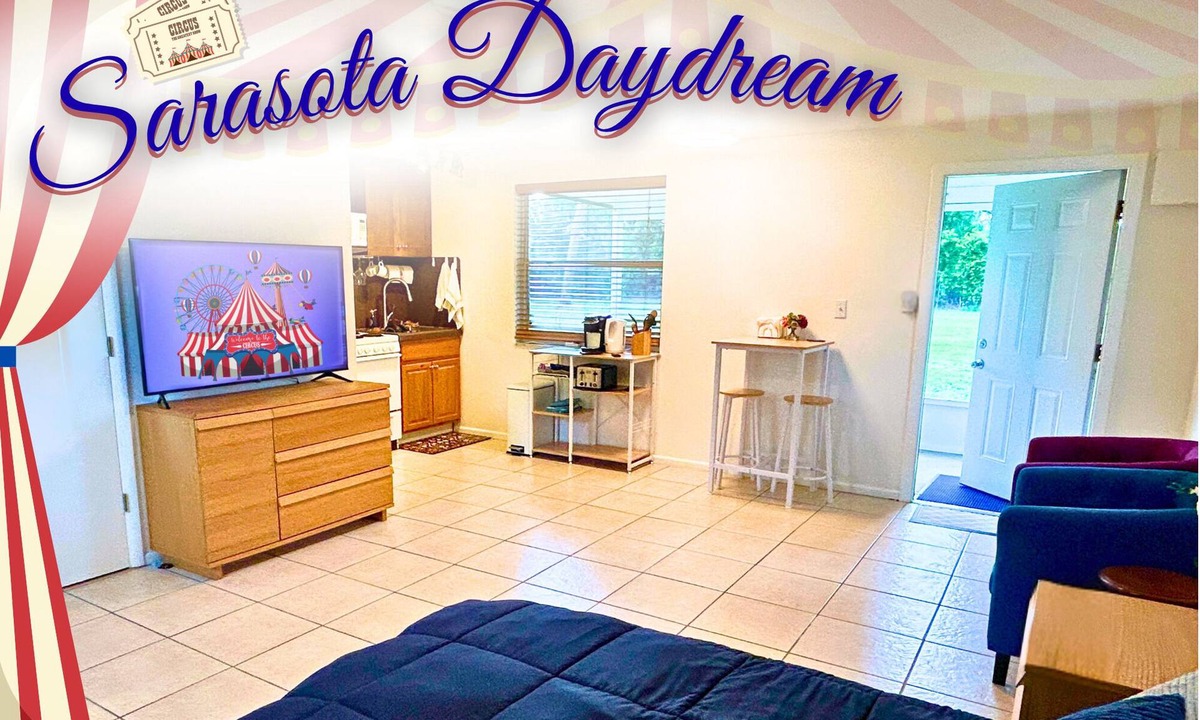Desoto Acres Apartment | Daydream - Sarasota's slice of heaven, centrally located yet quiet