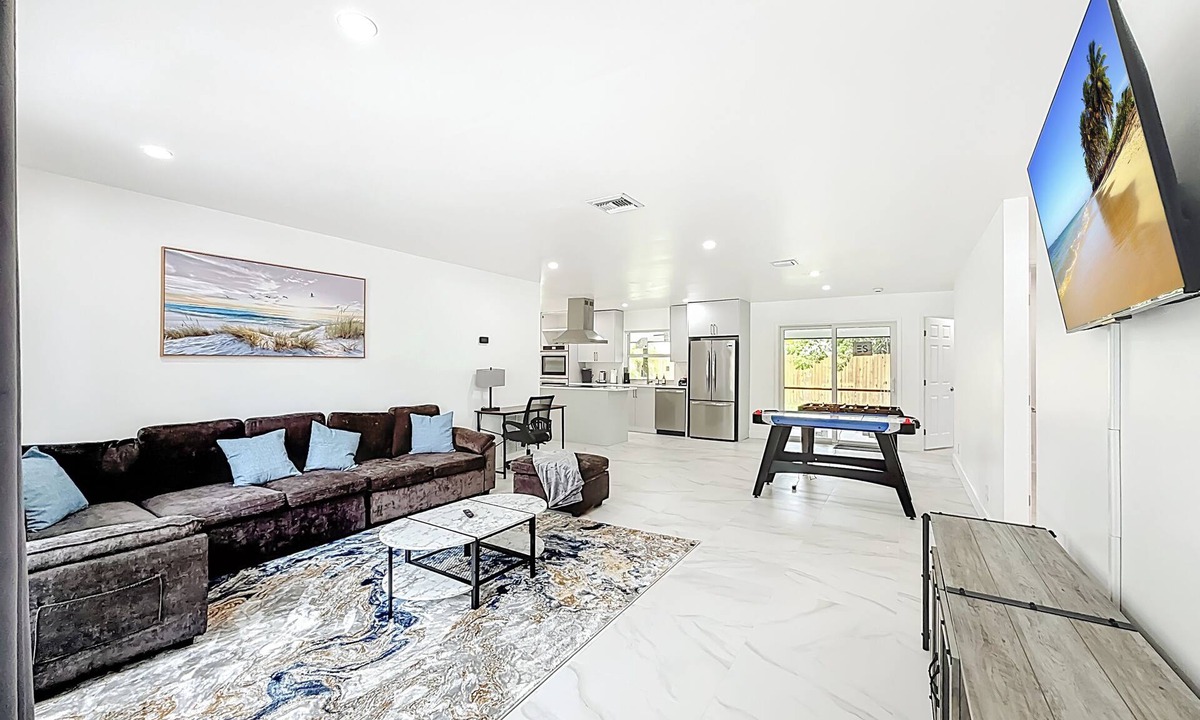 Tropic Palms House | Delray Beach Escape - Near Downtown & Beaches