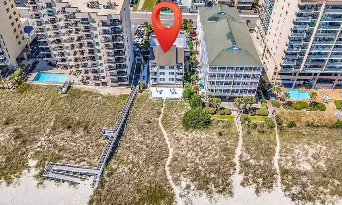 Ocean Drive Villa | Direct Oceanfront w/Private Balcony