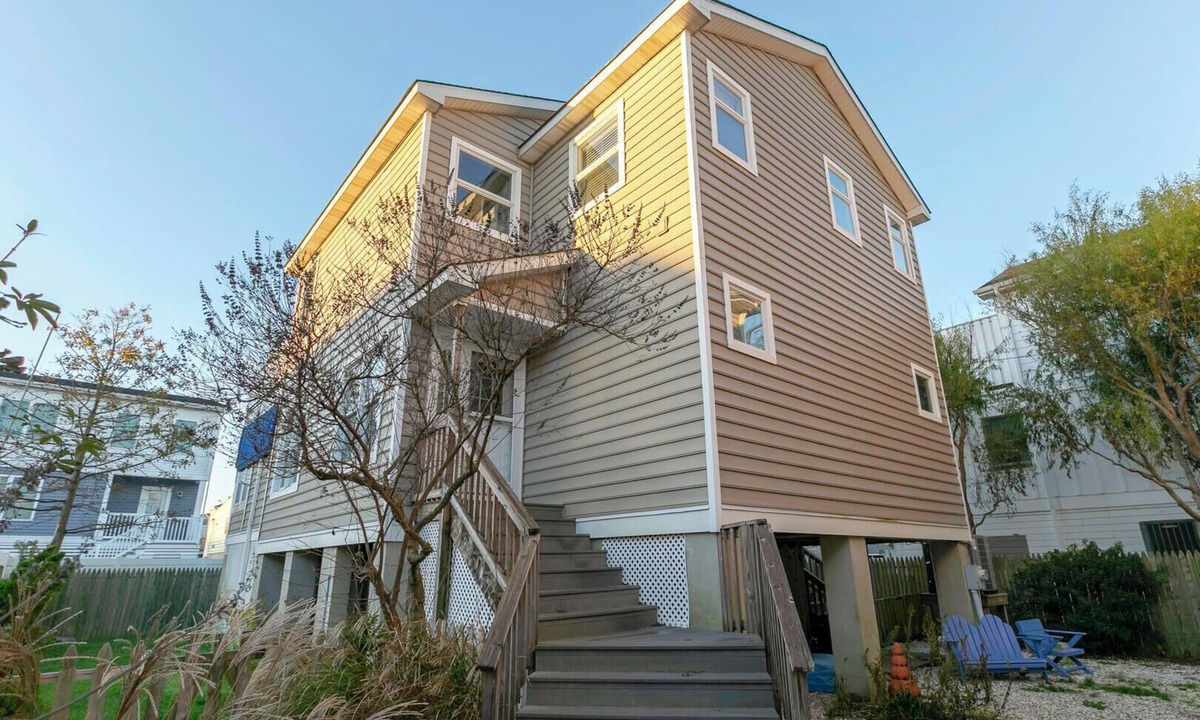 Dewey Beach Cottage | Dog-Friendly Solar Cottage, Bay Views, 1.5 Blocks to Beach, Fenced Yard & Decks!