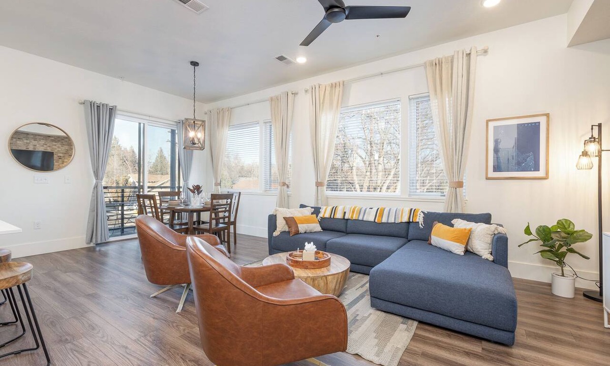 Veterans Park Condo | Downtown Boise, BSU, Adventures!