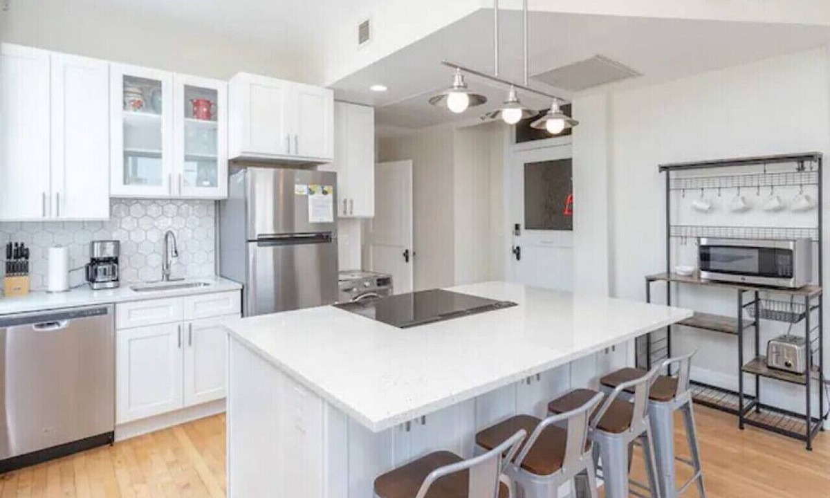 Boise Apartment | Downtown Digs penthouse with free parking!