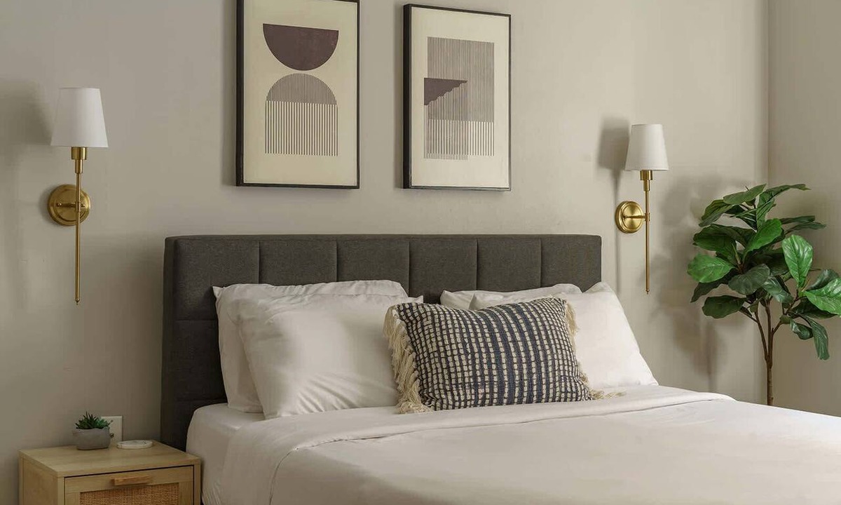 Uptown District Apartment | Downtown Luxury Apartment on the Columbus Commons