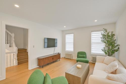 Southeast Yonkers Apartment | Easy NYC Access! Yonkers Apt 1/2 Mi to Metro-North