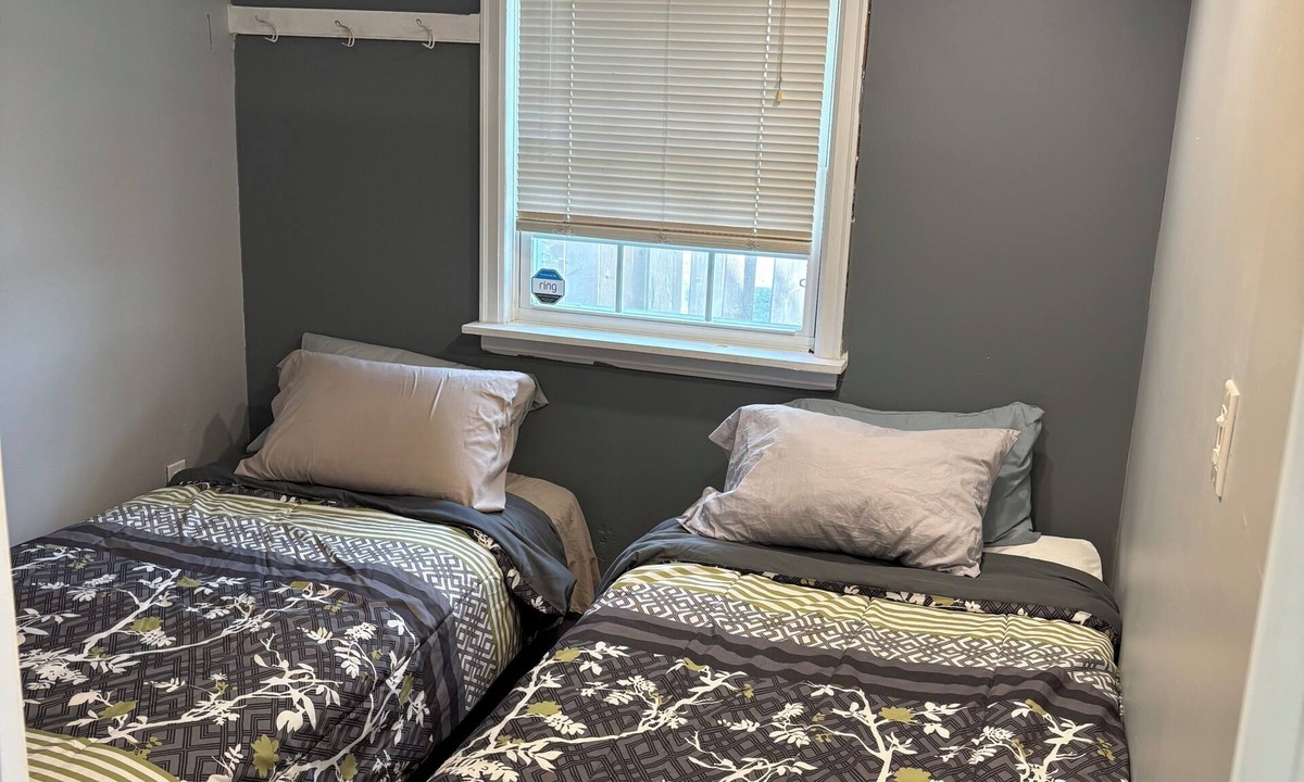 Lunenburg County House | Ebbtide Retreat