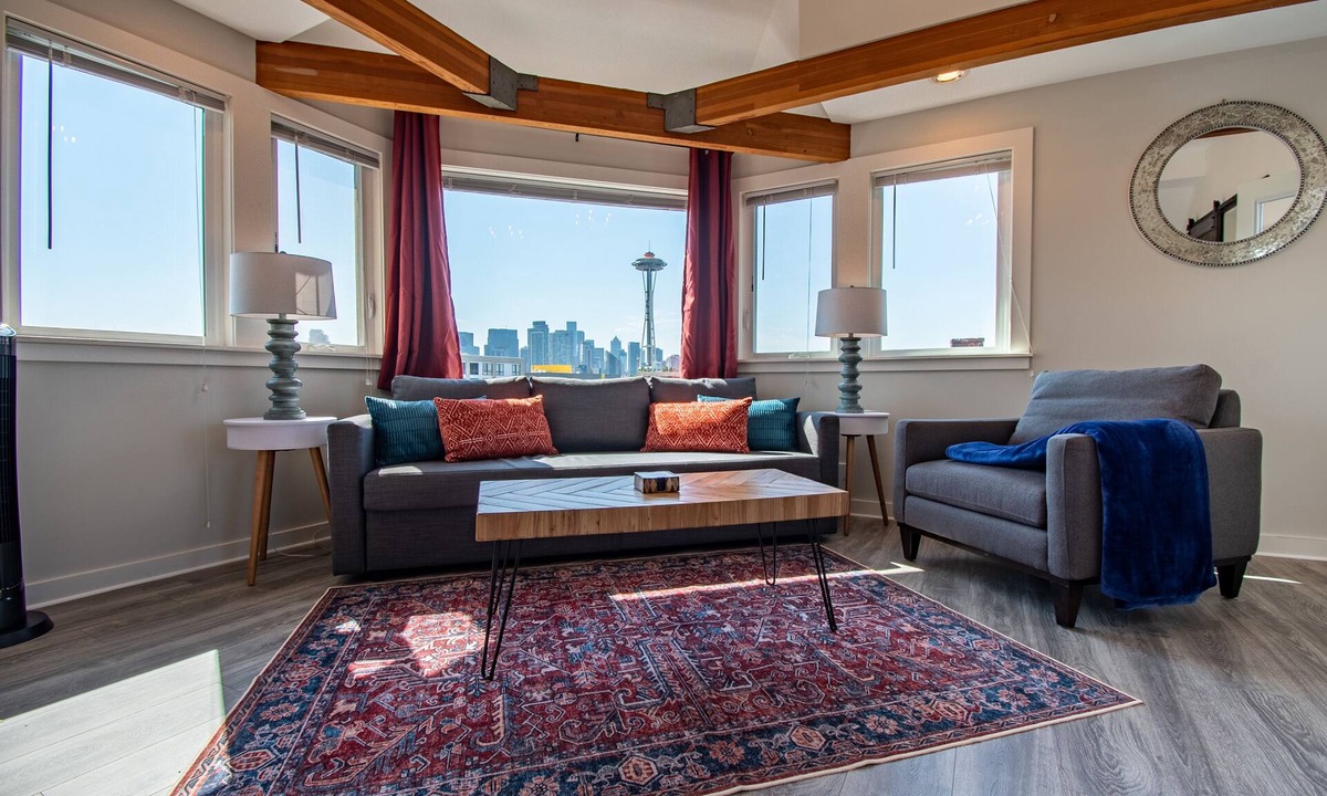 Lower Queen Anne House | Enchanting 3 Bedroom Home with Space Needle Views!