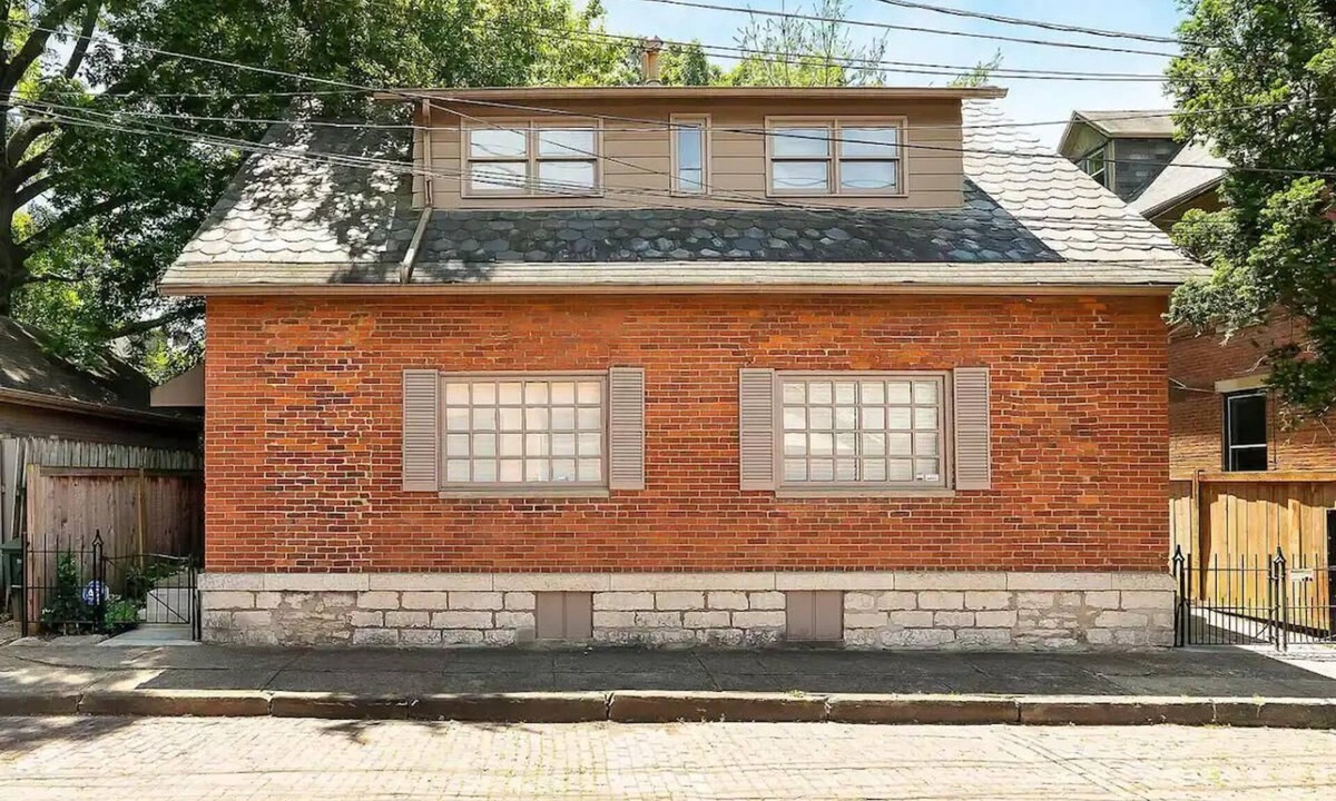 German Village Apartment | Enjoy your stay in this cozy, newly renovated condo in the heart of German Village