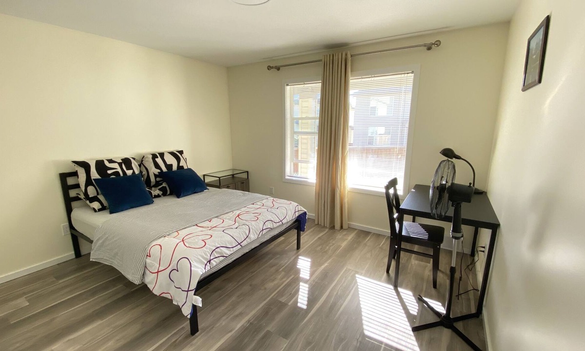Panorama Hills House | Entire Spacious Sunny Walkout Basement 2-Bedroom