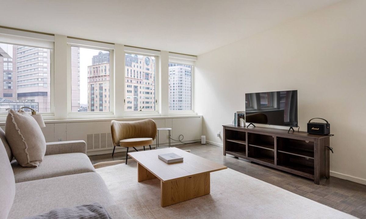 Back Bay Apartment | Exceptional Back Bay 2BR w/W/D, nr Prudential Center, by Blueground