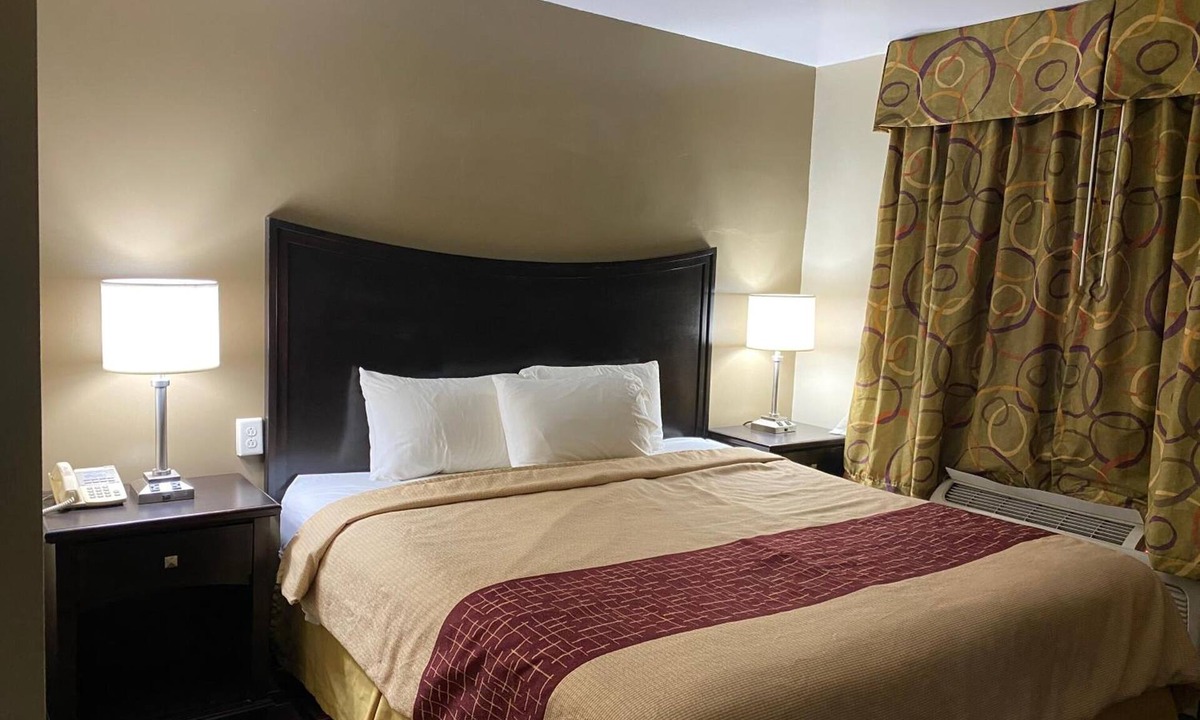 Chillicothe Hotel | Executive Inn