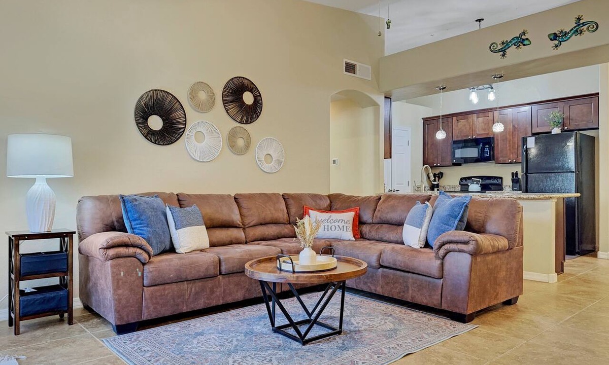 Parkwood Ranch Condo | Executive Style Condo Mountain Views & Heated Pools