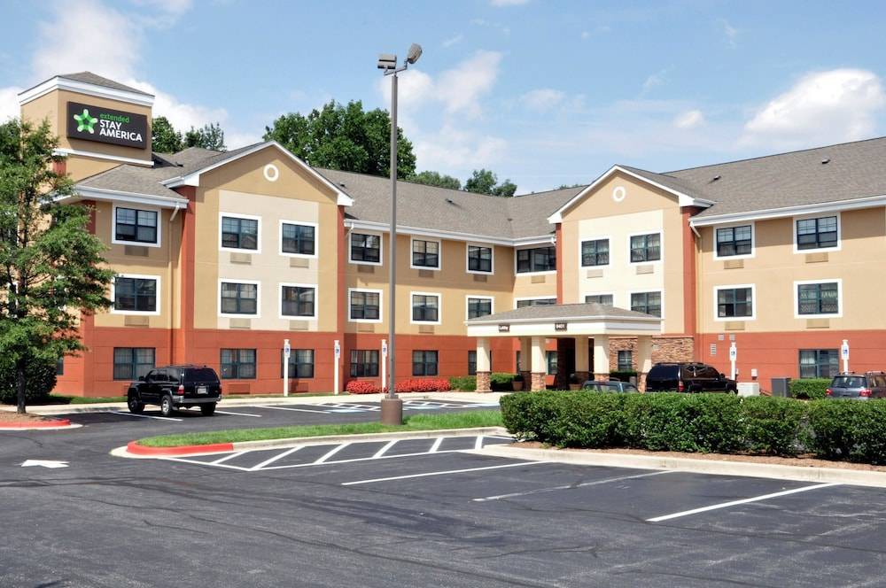 Lake Arbor Hotel | Extended Stay America Suites Washington DC Landover