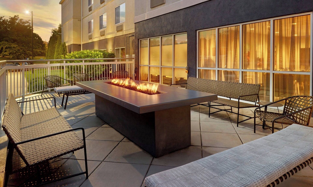 Ballenger Creek Hotel | Fairfield Inn & Suites by Marriott Frederick