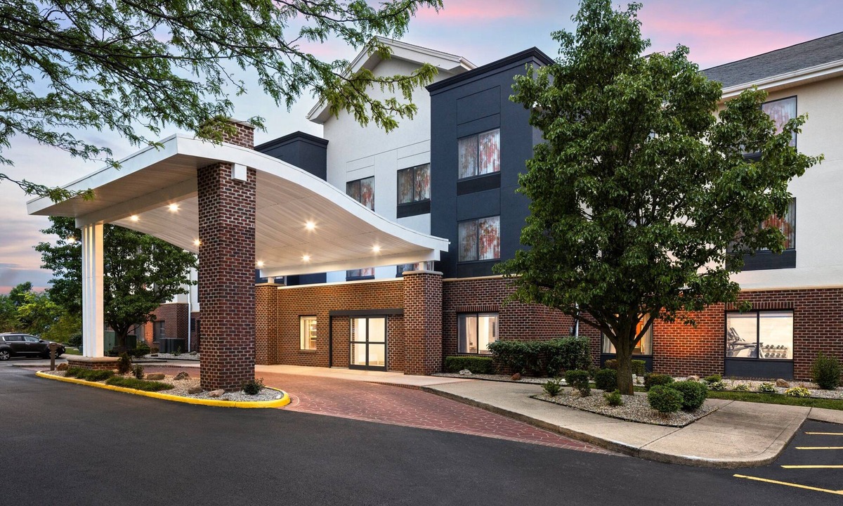Reynoldsburg Hotel | Fairfield Inn & Suites Columbus East