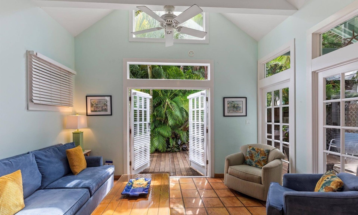 Old Town Cottage | Find your zen at HIDDEN TREASURE