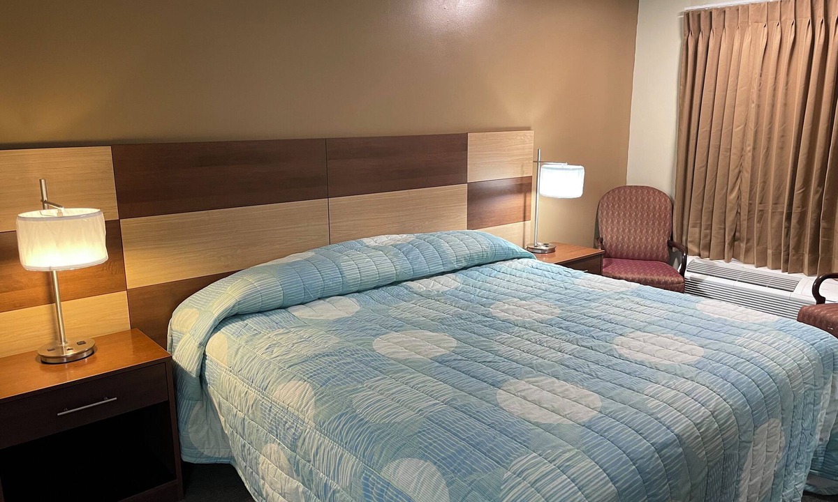 Dover Hotel | First State Inn