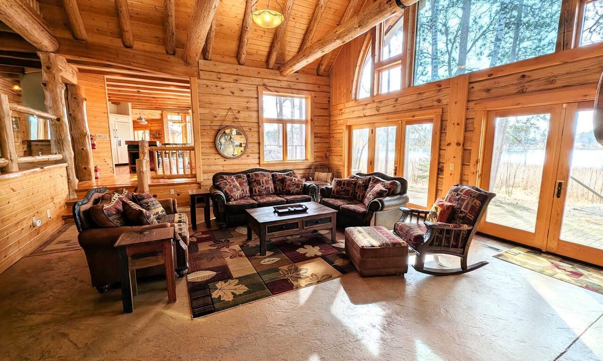 Park Rapids House | Fish Hook River Log Home w/Theater & Dock!