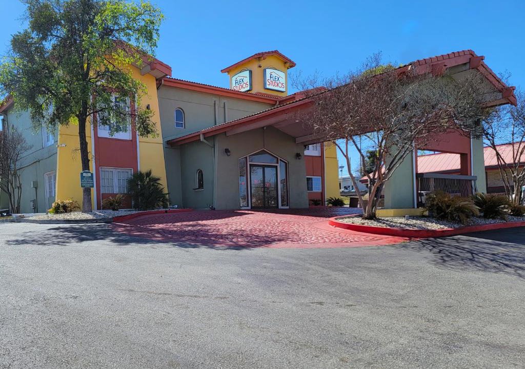 Medical Center District Hotel | Flex Studios