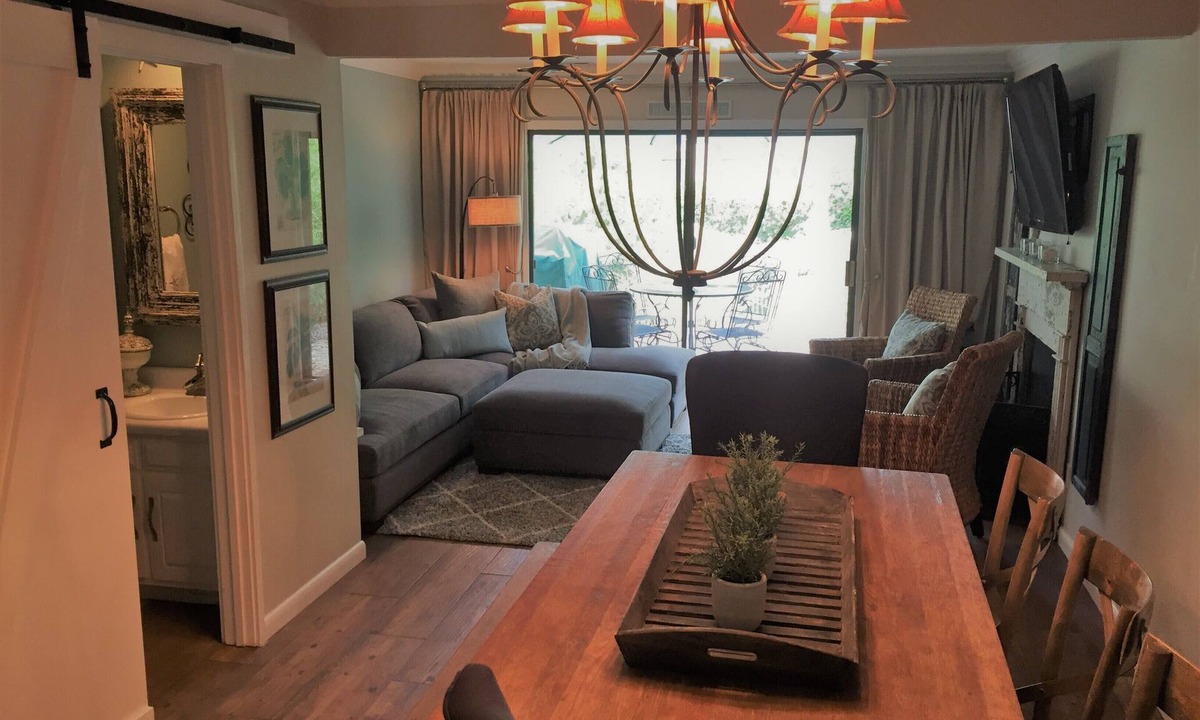 Hilton Head Island Villa | ☆Forest Beach☆Luxury☆3BR Villa☆5 Min. Walk to Beach☆Private Pool☆3 TVs☆Sleeps 8☆