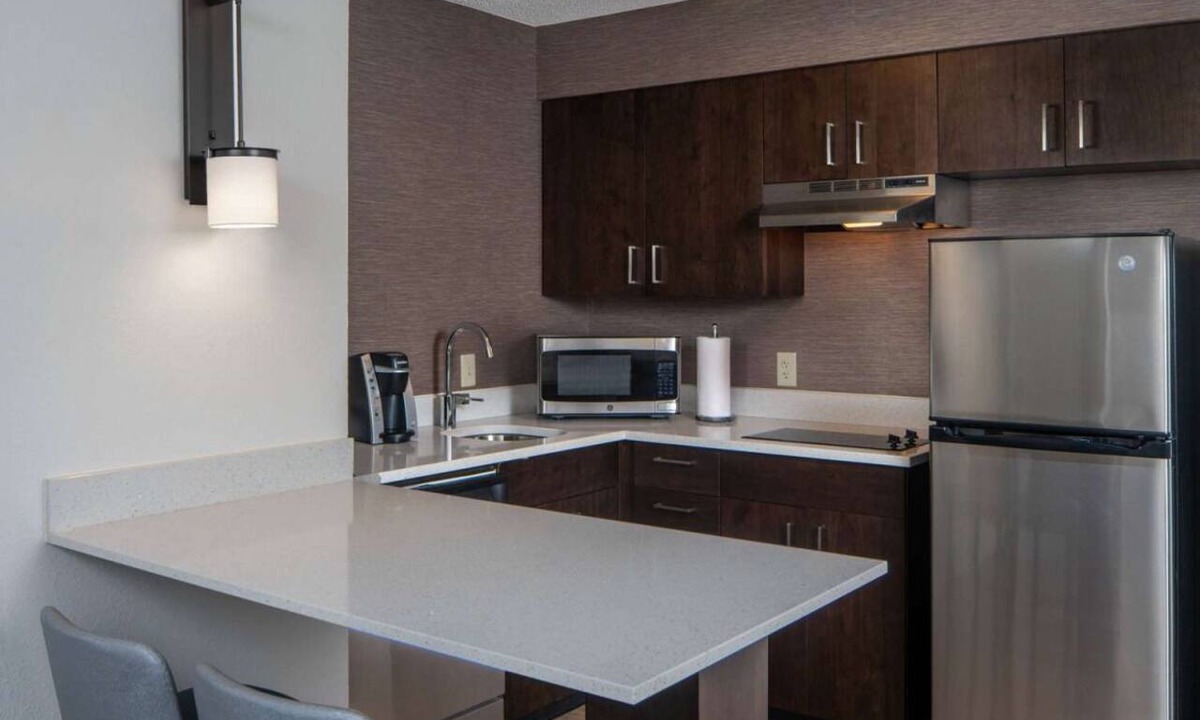Fairfax Apartment | Fuel Up Your Keep-Fit Session! Free Breakfast, Pet-friendly Property!