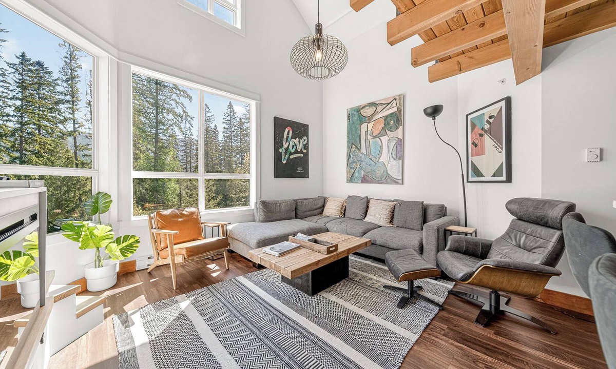 Fernie Condo | Fully Renovated Penthouse Loft w/Bike Storage and Central Air Conditioning