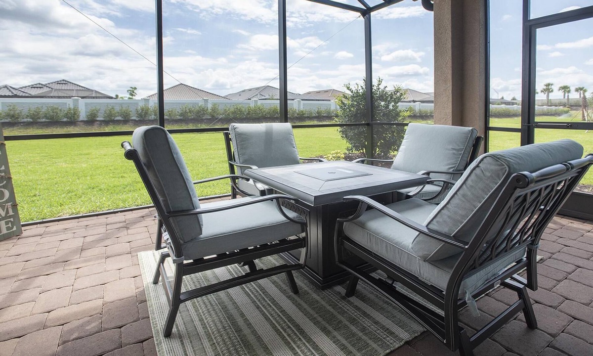 Braden River Villa | Gorgeous 2 bedrooms/02 Bath + Den Villa at Esplanade at Azario Lakewood Ranch