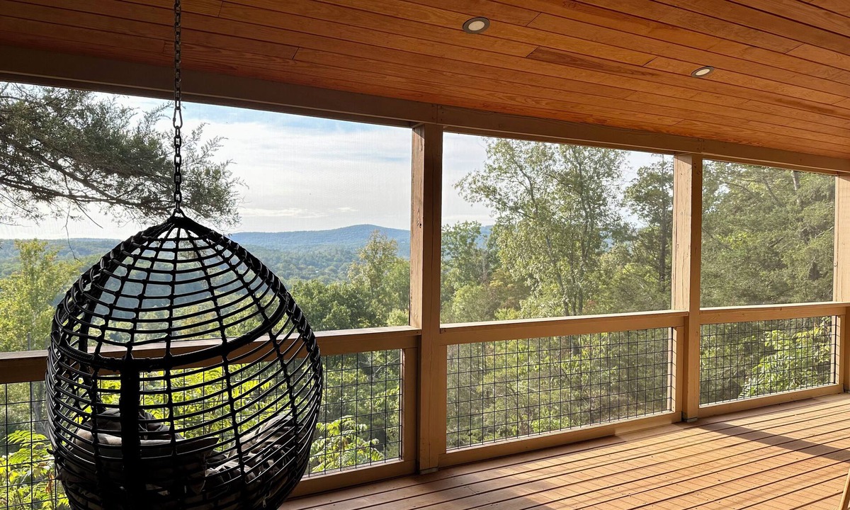 Shipman Cottage | Gorgeous Tiny Home on Cliff's Edge - 4WD/AWD Access Only