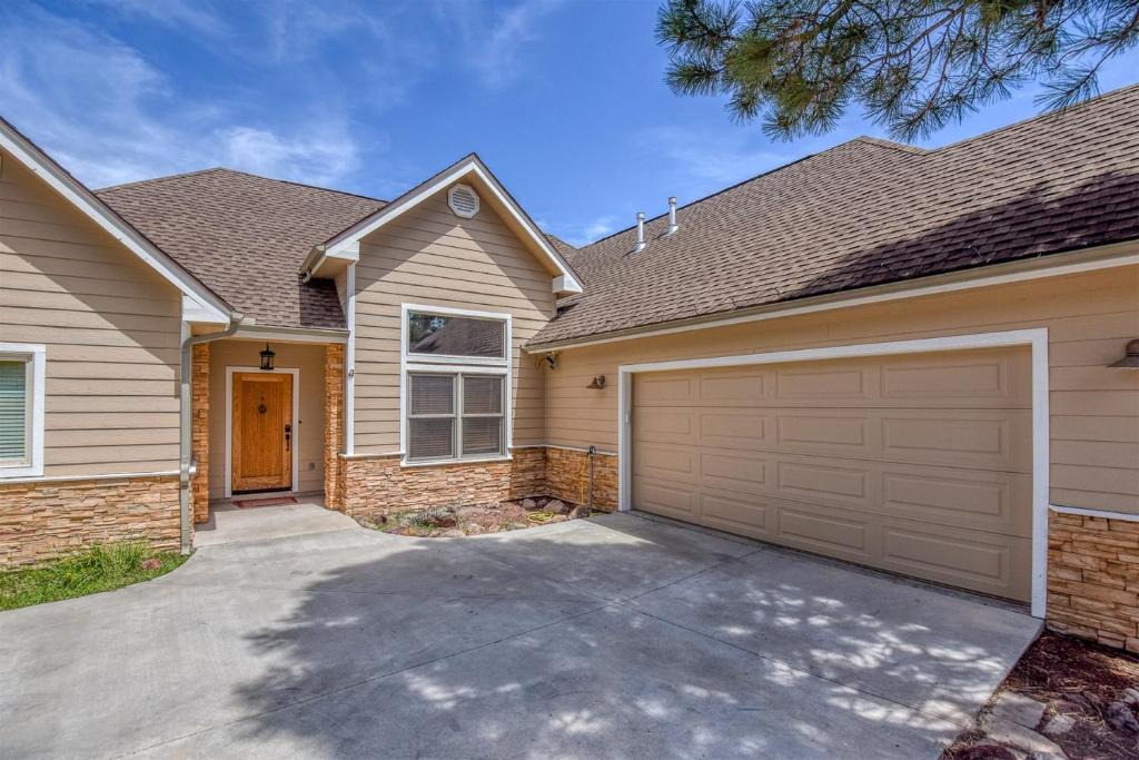 Williams House | Grand Canyon Cottage Near Railway Williams Golf Outdoor Fun Pet-Friendly