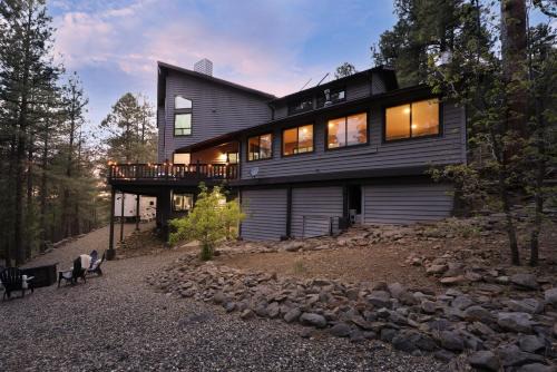 Munds Park House | Green Mountain Lodge