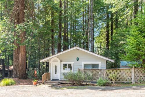 Mendocino House | Green Tree Cottage