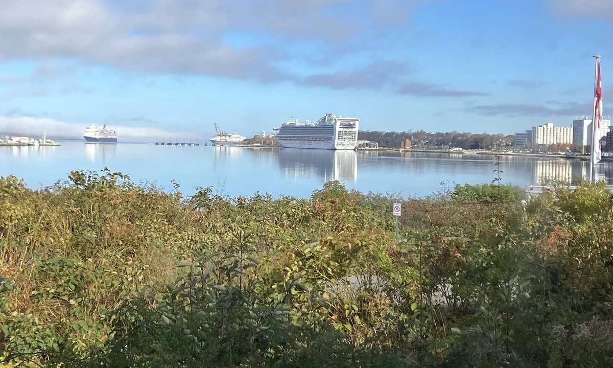 Sydney House | Harbourview House - Sydney, Nova Scotia