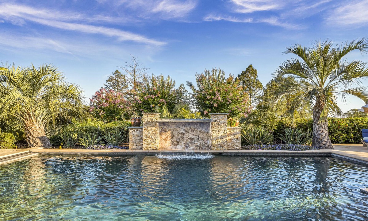 Santa Rosa Villa | Heart of Sonoma County, Fountain Grove 4BR/4BA home, pool, spa, outdoor kitchen