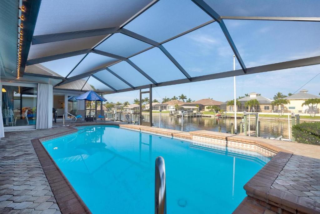 Pelican House | Heated Salt Water Pool, Baby Gear - Villa Sunshine & Serenity - Roelens Vacations