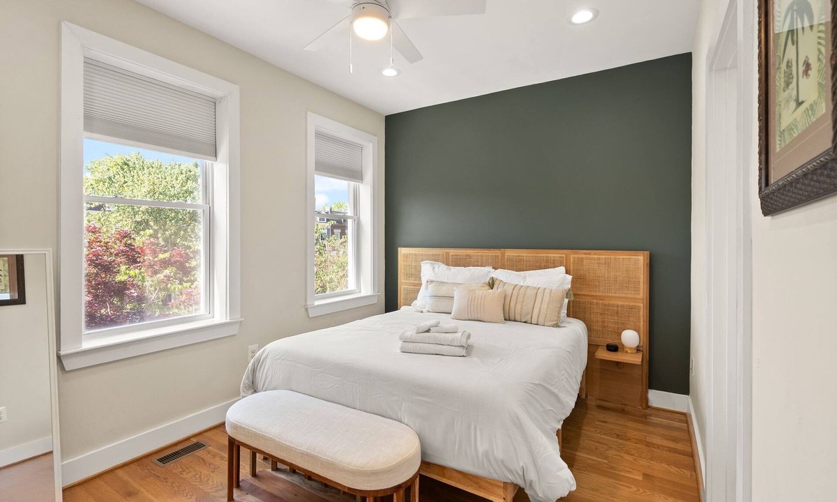 Northeast House | Hill East 3-BR Home Near Lincoln Park